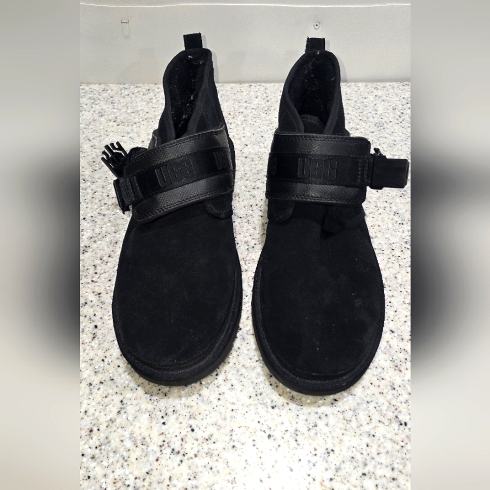 UGG M Neumel SnapBack Boots Ankle Chukka Shoes Black Suede Men’s Size 15